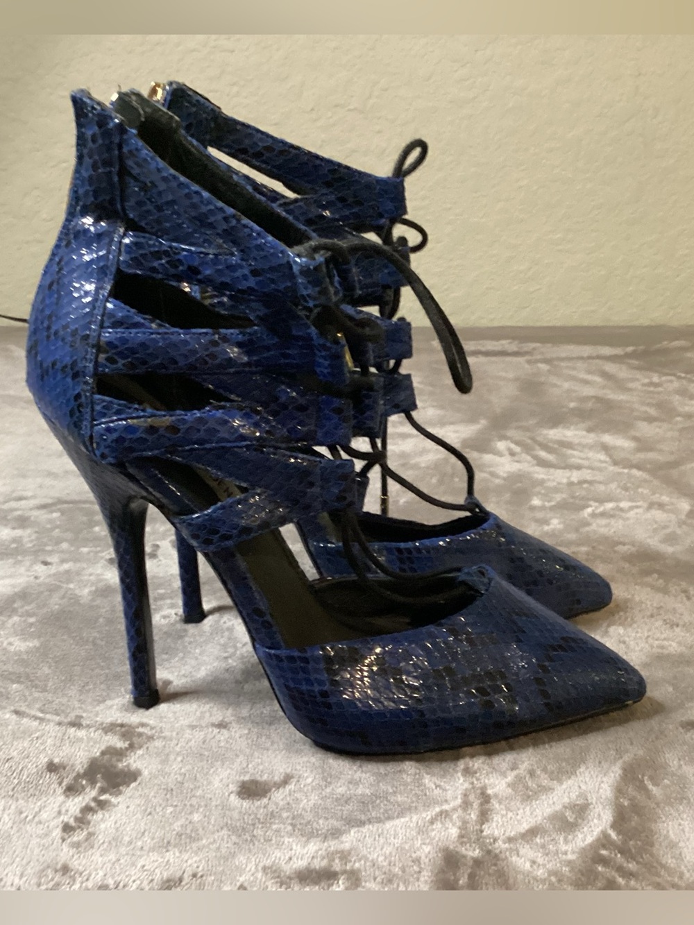 Blue Snake-Texture Lace-Up Pointed Toe Heels